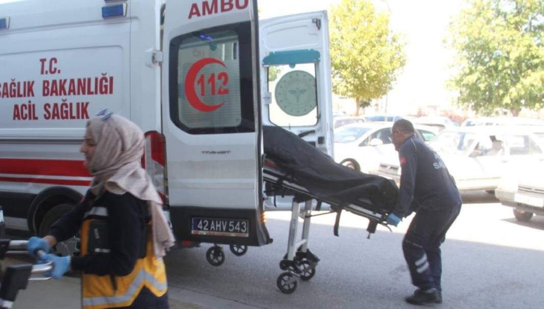 Konya'da otomobiller kavşakta çarpıştı: 7 yaralı var! 5